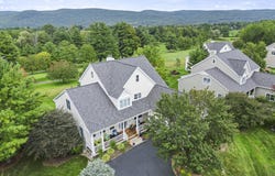 9 Fairwynds Dr, Lenox, MA 01240