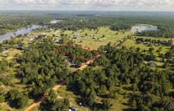 Kuwait Lane, Alford, FL 32420
