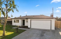 3298 Claremont Avenue, Clovis, CA 93611