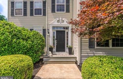 38 MUSIC MOUNTAIN Boulevard, LAMBERTVILLE, NJ 08530