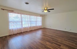 1402 Suggett Ave, Enid, OK 73703