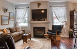 110 Villa Way, Gillette, WY 82718