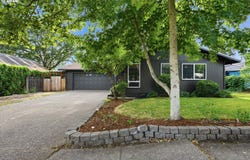909 N SITKA Ave, Newberg, OR 97132