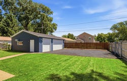 14357 Knox Avenue, Midlothian, IL 60445