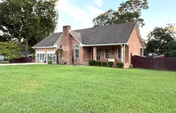 605 E 20TH St, Jasper, AL 35501