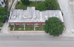 209 S Central Avenue, Casey, IL 62420