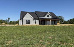 10188 Mount Eden Rd, Waddy, KY 40076
