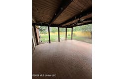5230 Ridgewood Road, Jackson, MS 39211
