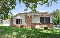 806 Ridgeway Road, Joshua, TX 76058