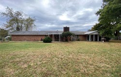 123 Randall Road, Broken Bow, OK 74728