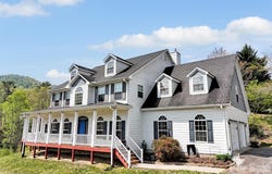 237 Midway Crossing, Clyde, NC 28721