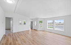 910 S 4th Ave, Pasco, WA 99301