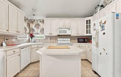 948 Cheyenne Trail, Hewitt, TX 76643