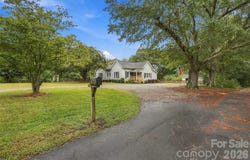 360 Oak Drive, McConnells, SC 29726