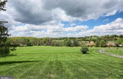2761 BALTIMORE Pike, HANOVER, PA 17331