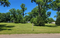 Lake Viking Terrace lot: 2240, Gallatin, MO 64640