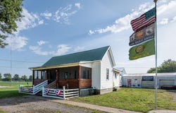 1442 S Morley St, Moberly, MO 65270