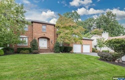 178 Webster Drive, Wayne, NJ 07470