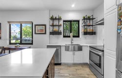 1575 SW 15th St, Miami, FL 33145
