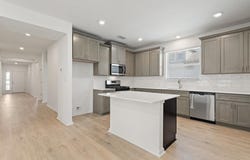 424 Treadwell Ln, Kyle, TX 78640