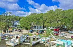 716 N Atlantic Avenue, Southport, NC 28461