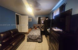 3042 NW 95th Ter, Miami, FL 33147