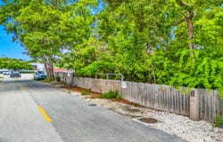 933 Lobster Lane, Key Largo, FL 33037