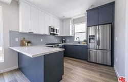 6702 Balboa Blvd, Van Nuys, CA 91406