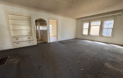 1008 E Windsor Road, Glendale, CA 91205