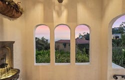 8650 Hillside Avenue, West Hollywood, CA 90069