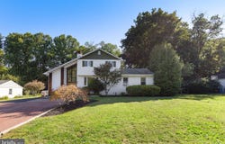 73 EVERGREEN, DOYLESTOWN, PA 18901
