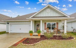5780 Conley Ct, Pace, FL 32571