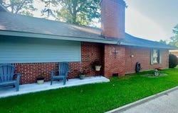 35 Oakhurst Drive, Natchez, MS 39120