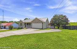 192 Acorn Drive, Corryton, TN 37721