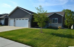 1304 Olivia Drive, Eagle, NE 68347