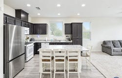 2737 Meadowbrook Dr, Imperial, CA 92251