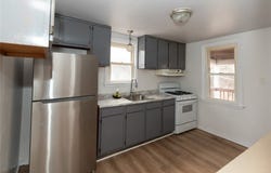 230 Maytide St, Carrick, PA 15227