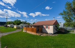 1045 E 2nd Ave N, Columbus, MT 59019