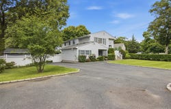 224 Holbrook Avenue, Ronkonkoma, NY 11779