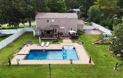 7 David Drive, Selden, NY 11784