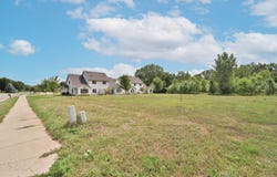 Iverson W, Saint Joseph, MN 56374