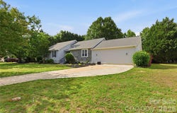 1689 Willowbrook Drive, Fort Mill, SC 29708