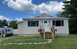 14 Third Street, Howland, ME 04448