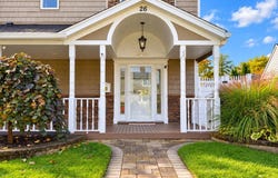 26 Ballad Lane, Hicksville, NY 11801