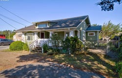 4506 PACIFIC Way, Seaview, WA 98644
