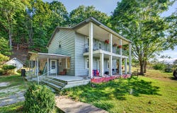 403 Wright Mountain Dr., Bland, VA 24315