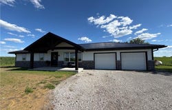 6890 SE Rogers Road, Cameron, MO 64429