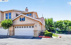 10837 Mcpeak Ln, Dublin, CA 94568