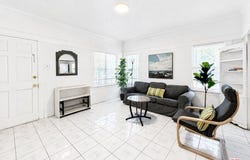 1186 W 37th Dr, Los Angeles, CA 90007