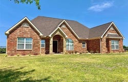 40218 E 1221 Drive, Stigler, OK 74462